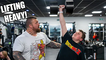 11yr Old Lifting HUGE Weights On Chest / Shoulders!!! ft. Eddie Hall