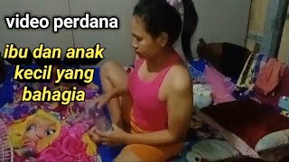 Keluarga Bahagia Ketika Mau Tidur Di Rumah