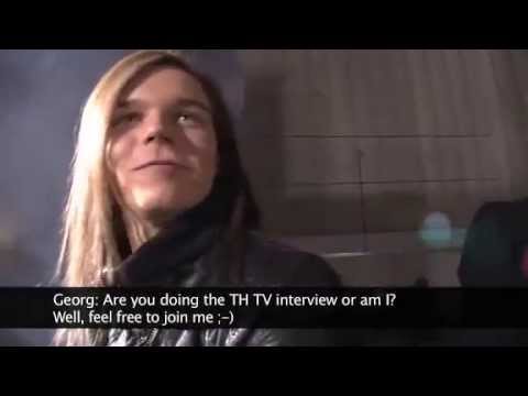 Tokio Hotel Georg trying to give an interview mp3 ke stažení