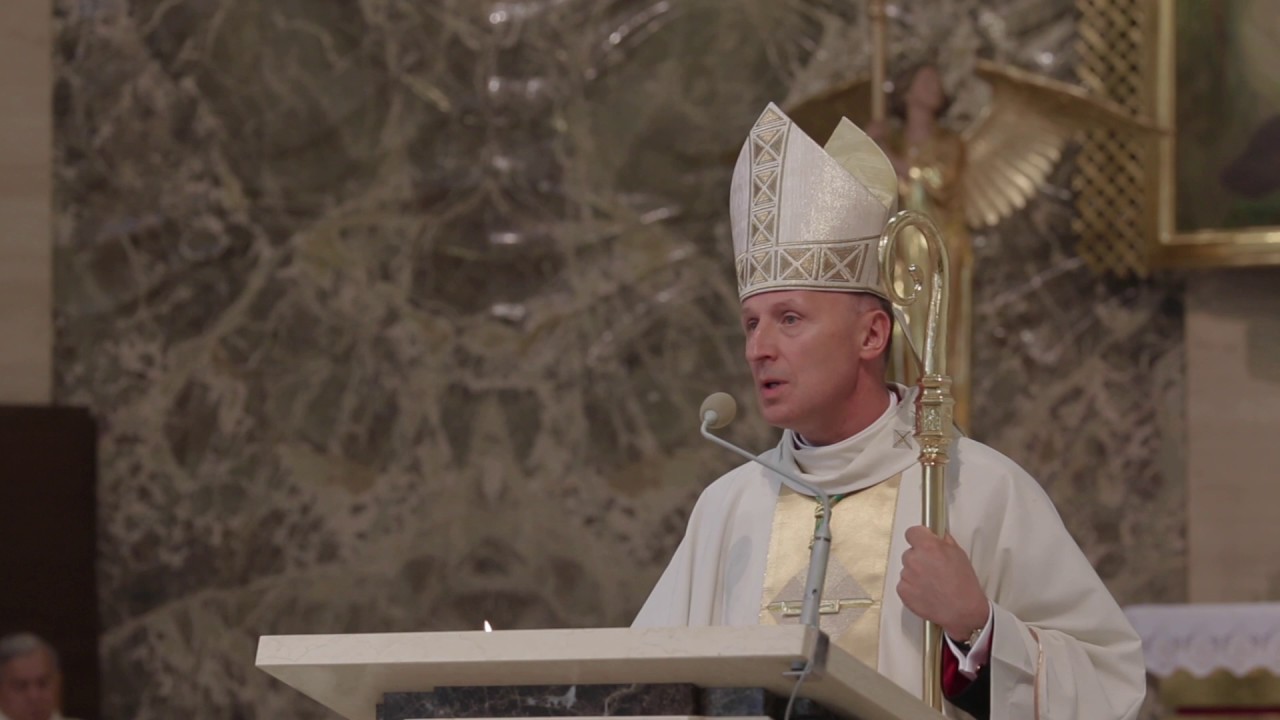 Bp M. Solarczyk: Katecheci niczym Św. Archanioł Rafał towarzyszą swoim wychowankom - YouTube
