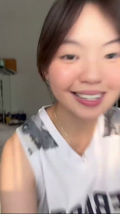 SURPRISE OWEN PAKE JERSEY DIA DI EVENT DBL! ❤️ #shorts #ErikaRichardo