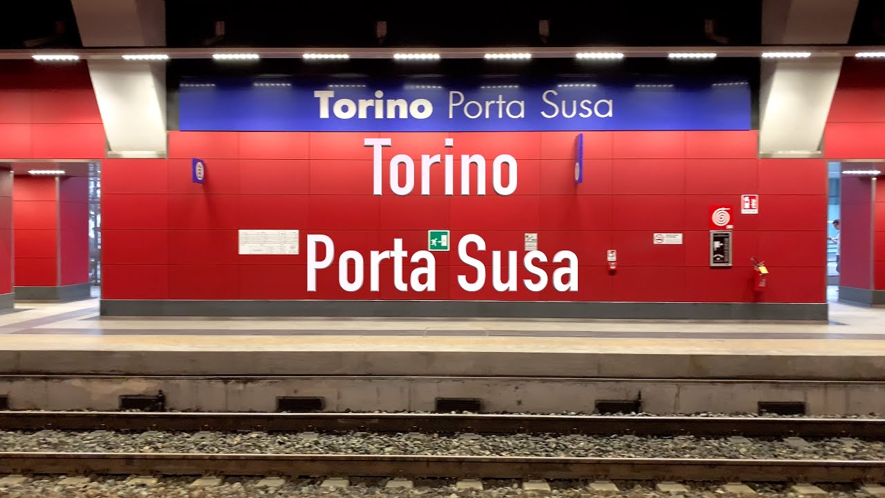 4K Trenes FS Torino Porta Susa 2023