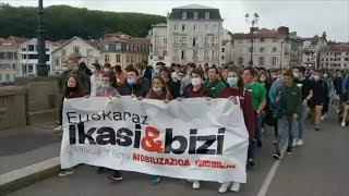Baxoa euskaraz pasatzearen aldeko protesta