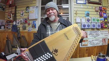 BEaWARE before you buy your 1st AUTOHARP.  Hal Weeks Stalking the Wild Autoharp