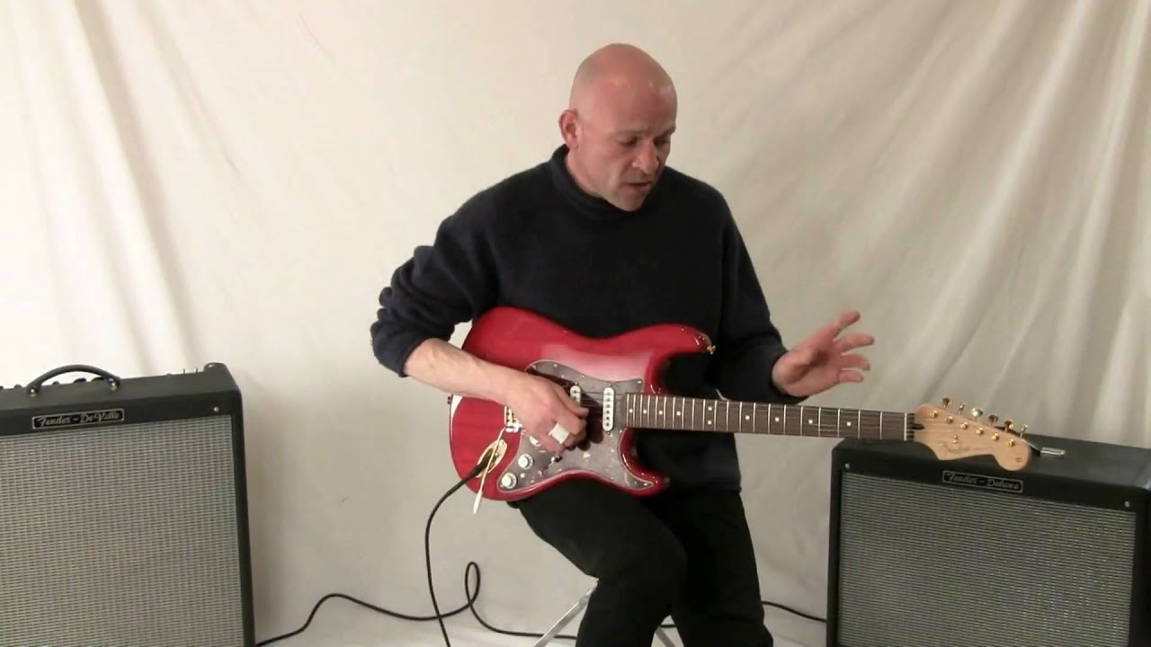 Fender Deluxe Player Stratocaster - YouTube