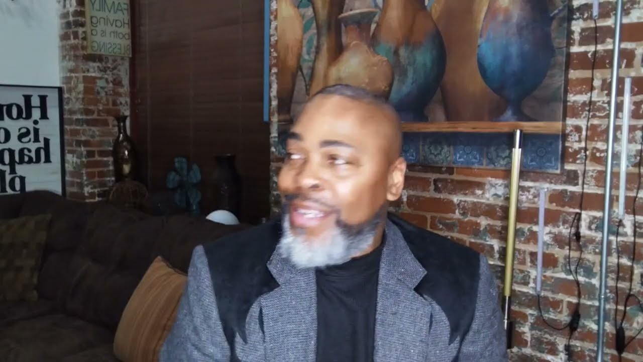 Euclid Gray.                    Glorious Living,  For The GLORY Of GOD