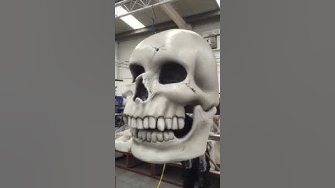 Animatronic skull