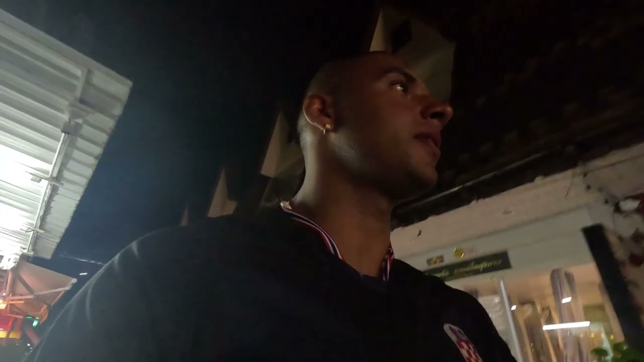 REGGAE BAR PHI PHI ISLAND (BOXING & ARMWRESTLING)