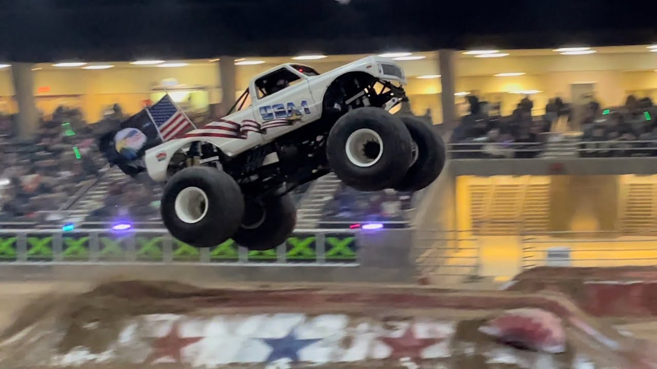 Monster Truck Nitro Tour Freestyle - Redmond, OR 2022 