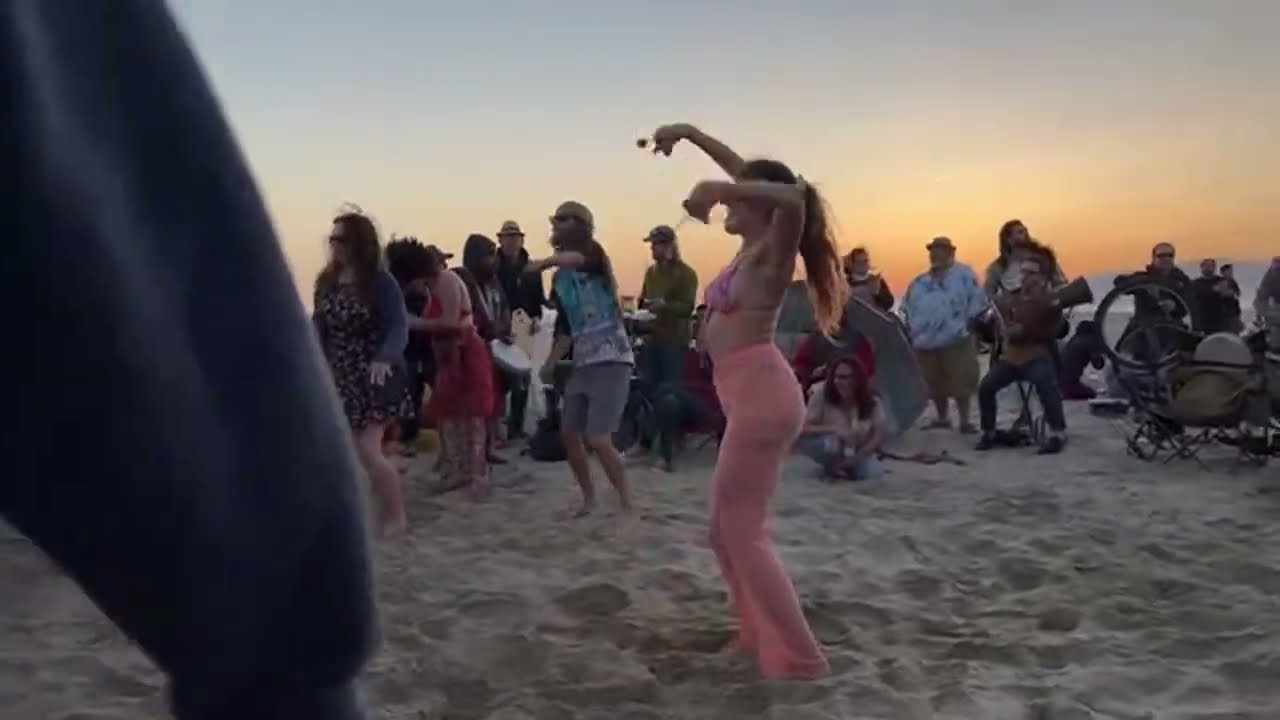 VENICE DRUM CIRCLE PT 2