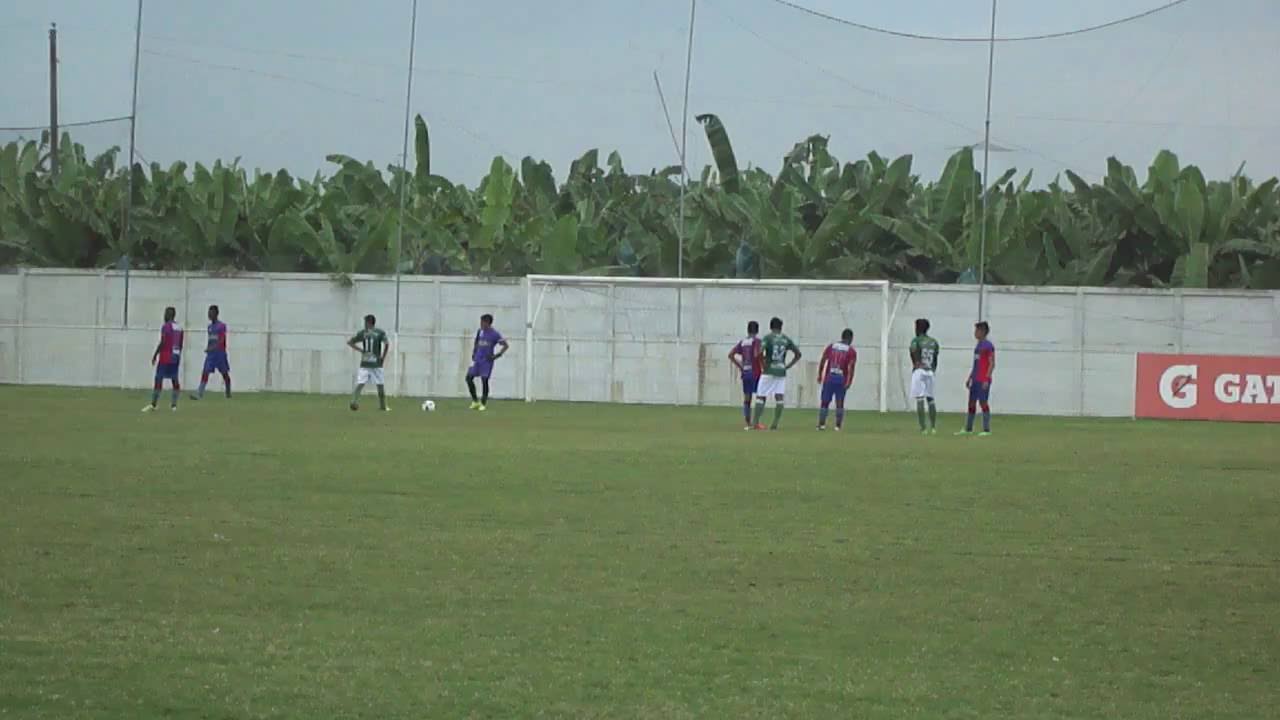Gol de Penal Jacobo Molina Sub 18 Nacional fútbol de guatemala