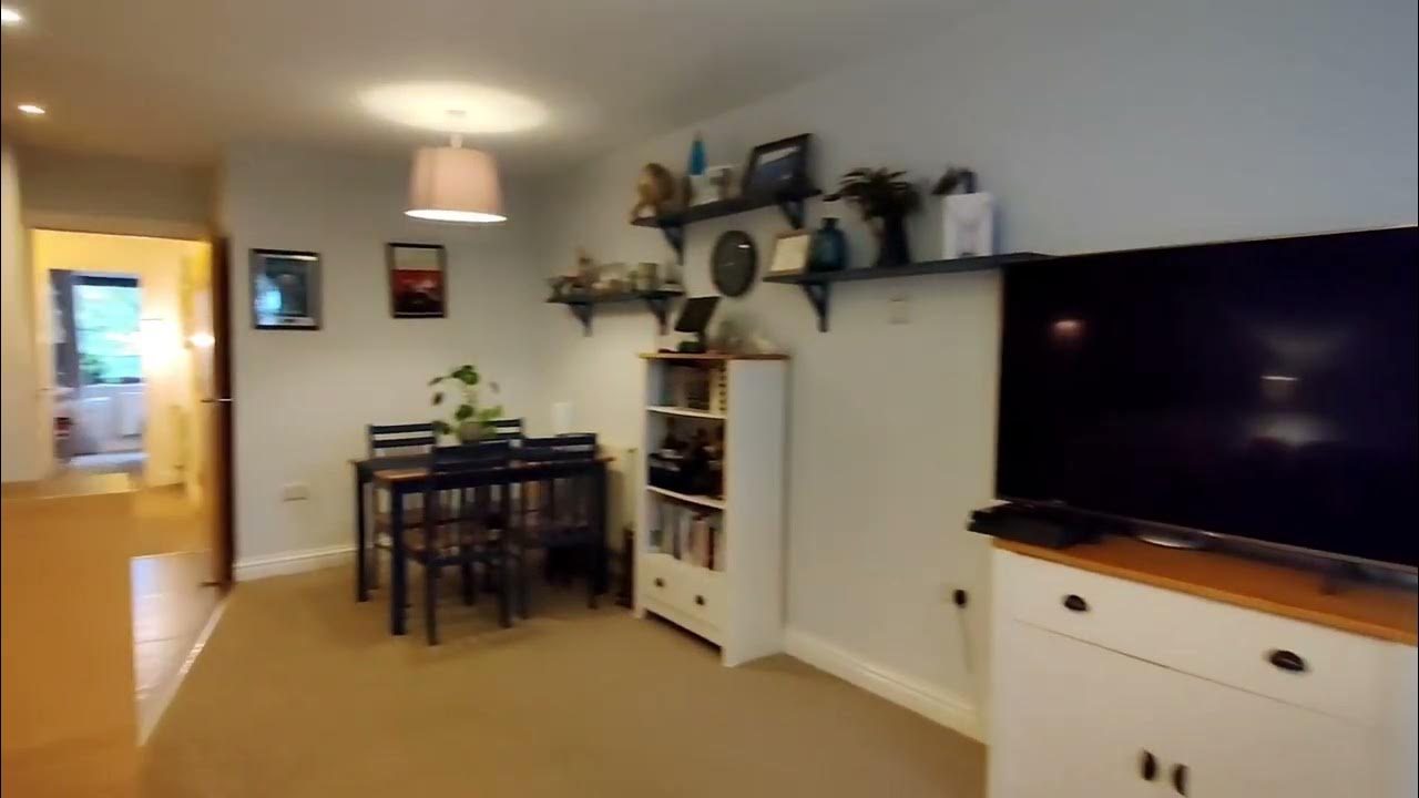 Westbourne Drive Flat for sale SE23 Hunters estate agents Forest Hill