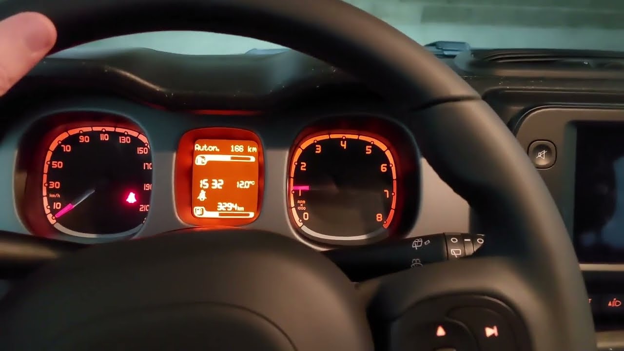 fiat-panda-2022-come-funziona-navigatore-e-sensori-parcheggio-youtube
