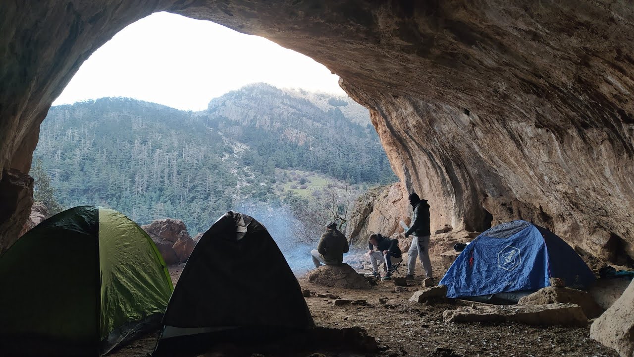 ويكاند في باتنة (تخييم داخل الكهف + تحميمة على الهواء الطلق)