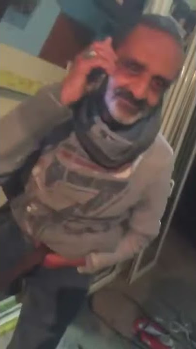 فلوسى فين يابن الوسخه 😂😂😂