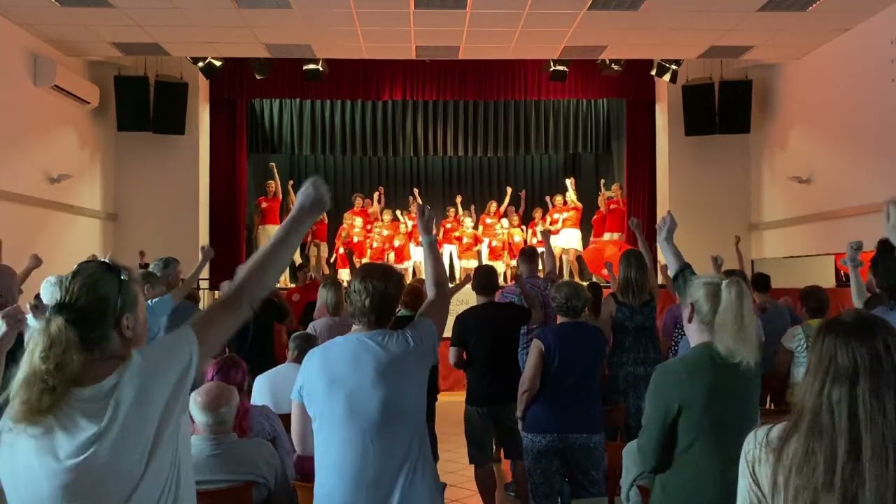 Plesni spekter Predstava Filmi 9.6.2023 Dancing Queen & Greased Lightning