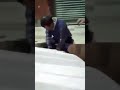 حقيقي الكلاب فشخ الراجل حقيقي الكلاب فشخ الراجل