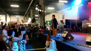 Rocker berkonde - Sweet Child O' Mine | Guns 'N Roses (Pasar Raya 2018)