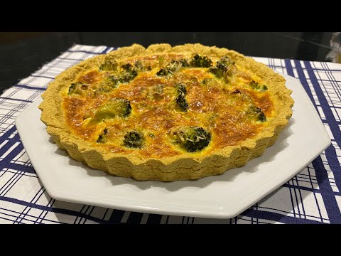 Quiche de brócolis com massa de grão de bico