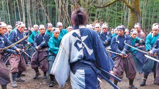 Attacked by a Group of Warriors, They Unaware That He is a Samurai Who Cannot Die