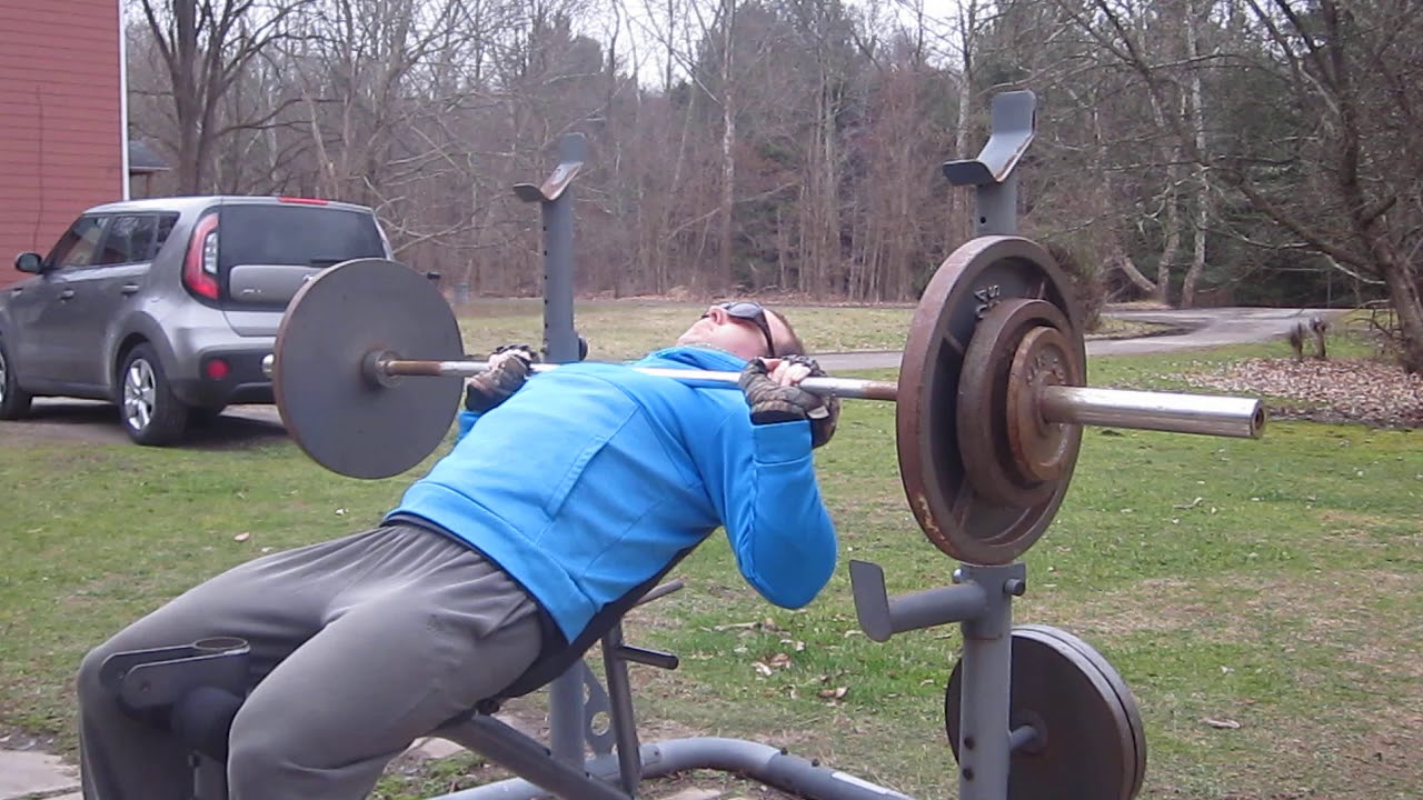 Incline Bench Press 190 lbs with Pauses (5th set) - YouTube