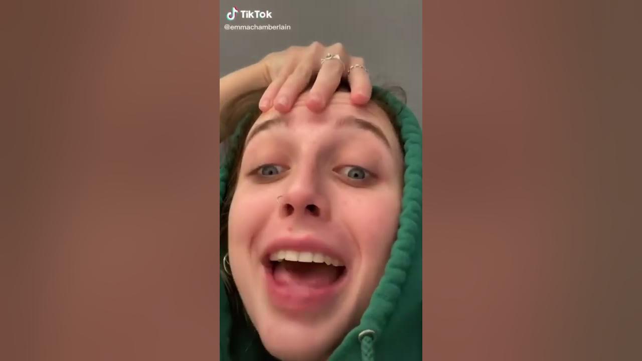 Charli D'amelio Vs Emma Chamberlain TikTok Compilation 2021 - QuickTok