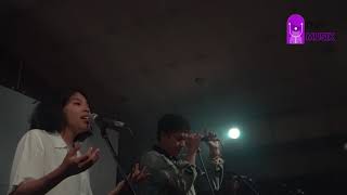 Download Lagu HINDIA - Membasuh ( Live at ROFFAIR2019 ) MP3 Download Lagu HINDIA - Membasuh ( Live at ROFFAIR2019 ) MP3