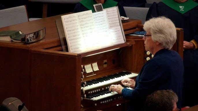 Prelude and Postlude in Church Music Gereja yang Menyentuh Hati