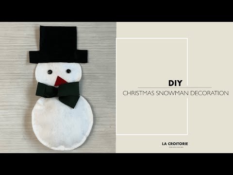 Video: DIY New Year's Gift: Snowman Magnet Made Of Felt