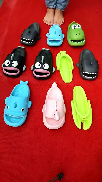 Which slippers and socks should she choose?