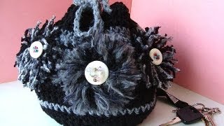 HOW TO CROCHET A FLAT-BOTTOM BAG OR PURSE, easy beginner purse to crochet,