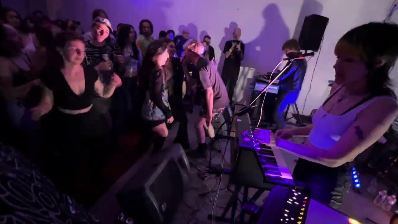 Sextile - "Hazing (live at Babe House on April 23, 2024)" Sextile - "Hazing (live at Babe House on April 23, 2024)"