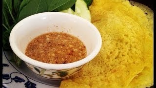 How to make Banh Chiao (Cambodian Crepes)