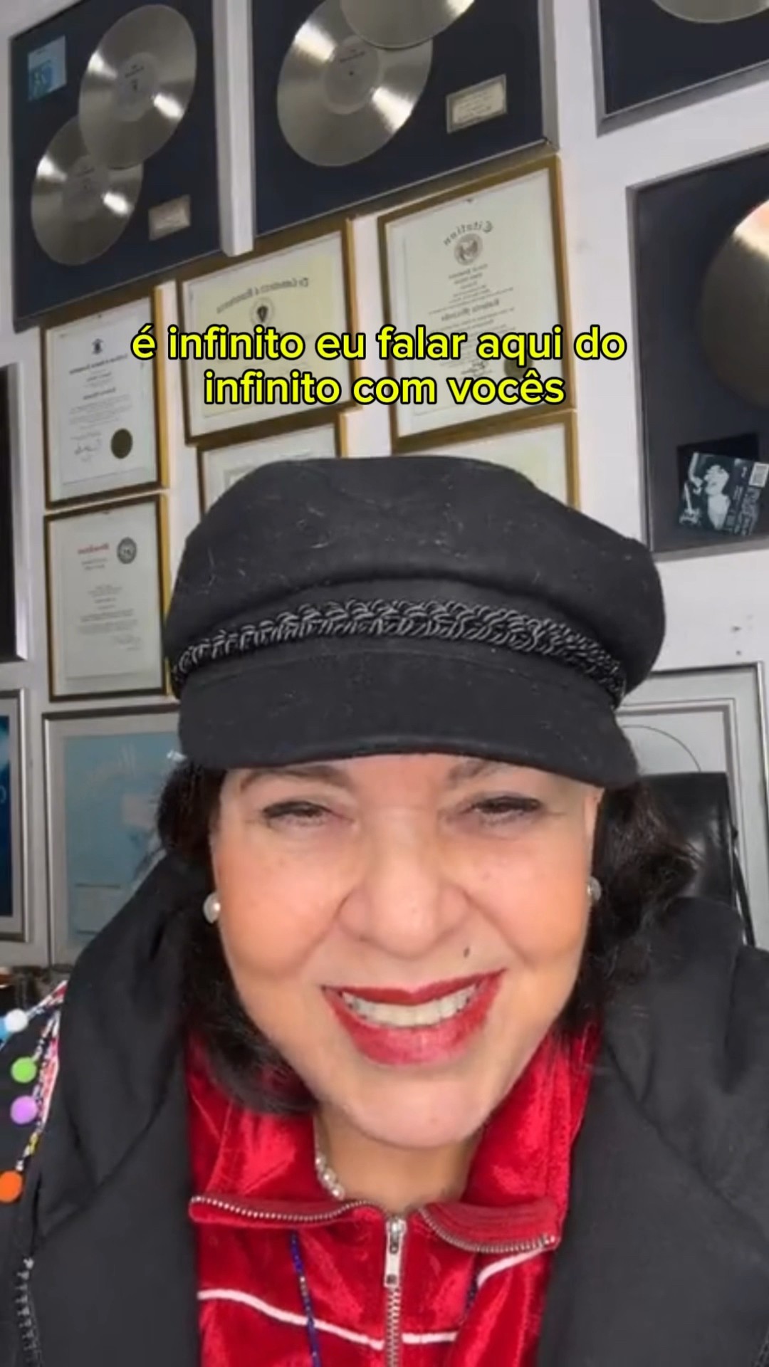 Na última live compartilhei com meus fãs o porque desse projeto ter esse nome “Infinito”.