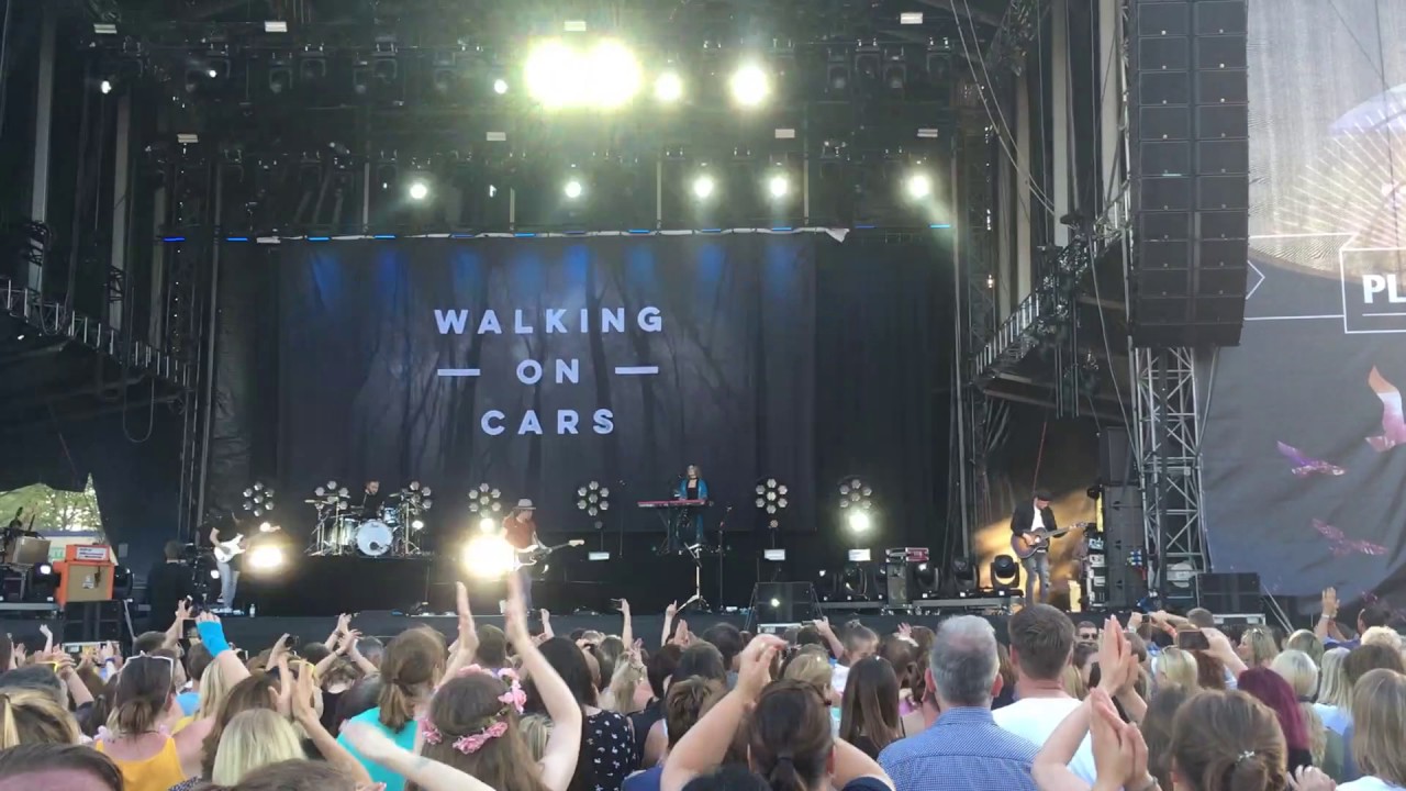 walking on cars live