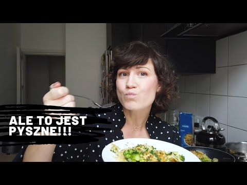 Wideo: Jak Zrobić Makaron Z Brokułami I Pomidorami
