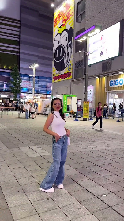 Enjoying myself in Shinjuku Tokyo Japan #youtubeshort #travel