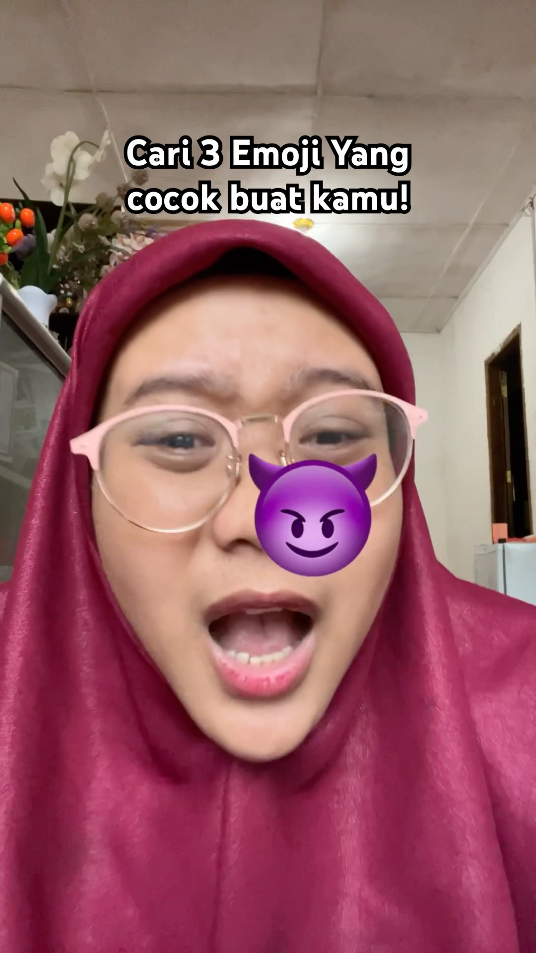 CARI 3 EMOJI YANG COCOK BUAT HIDUP KAMU