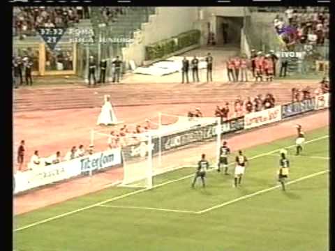 2001 (August 7) AS Roma (Italy) 3-Boca Juniors (Argentina) 1 (Friendly)