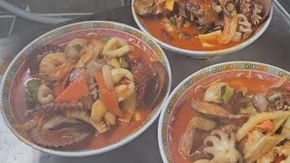삼선짬뽕맛집 삼선짬뽕 만들기 여러가지 해산물과 야채를 센불에 볶아서 만든 해물이 풍부하고 맛이 진한 깊은 맛이 나는 삼선짬뽕