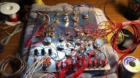 MFOS 1V/ Octave keyboard controller and 10 step analog sequencer