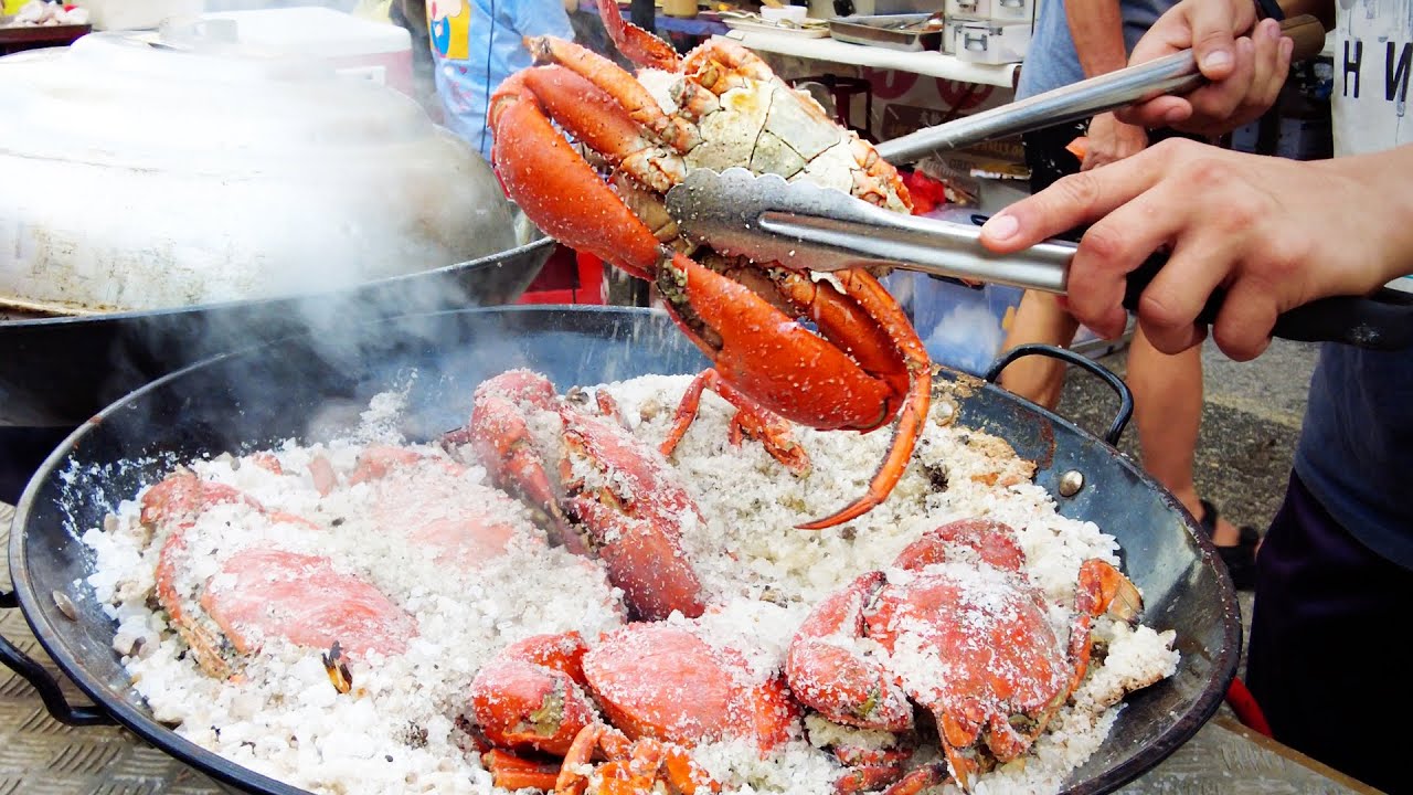 ⁣STREET FOOD in MALAYSIA!  [ Salt Baked Crab ] NIGHT MARKET / Kuala Lumpur / SS2  Night Market