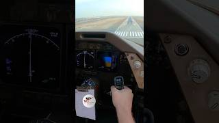 Close up 747 landing