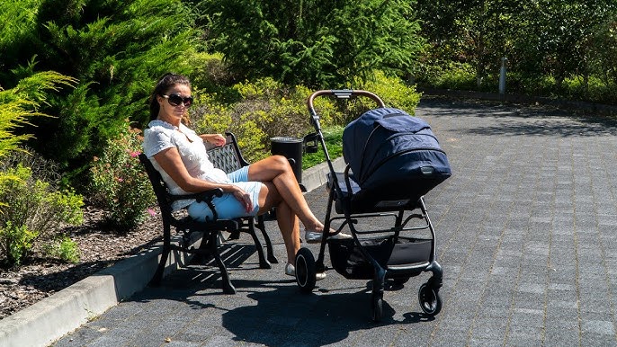 Kinderkraft ALL ROAD stroller with reversible seat 