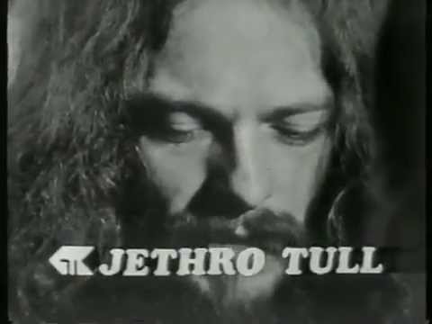 Jethro Tull – Interview Ian Anderson - Paris 2022 - Duke TV  [DE-ES-FR-IT-JP-POR-RU Subs] 
