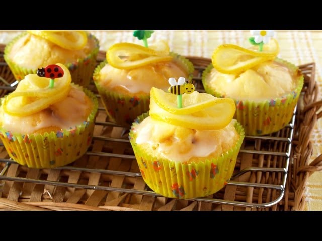 How to Make Honey Lemon Cupcakes (Recipe) はちみつレモンカップケーキの作り方 (レシピ) | ochikeron
