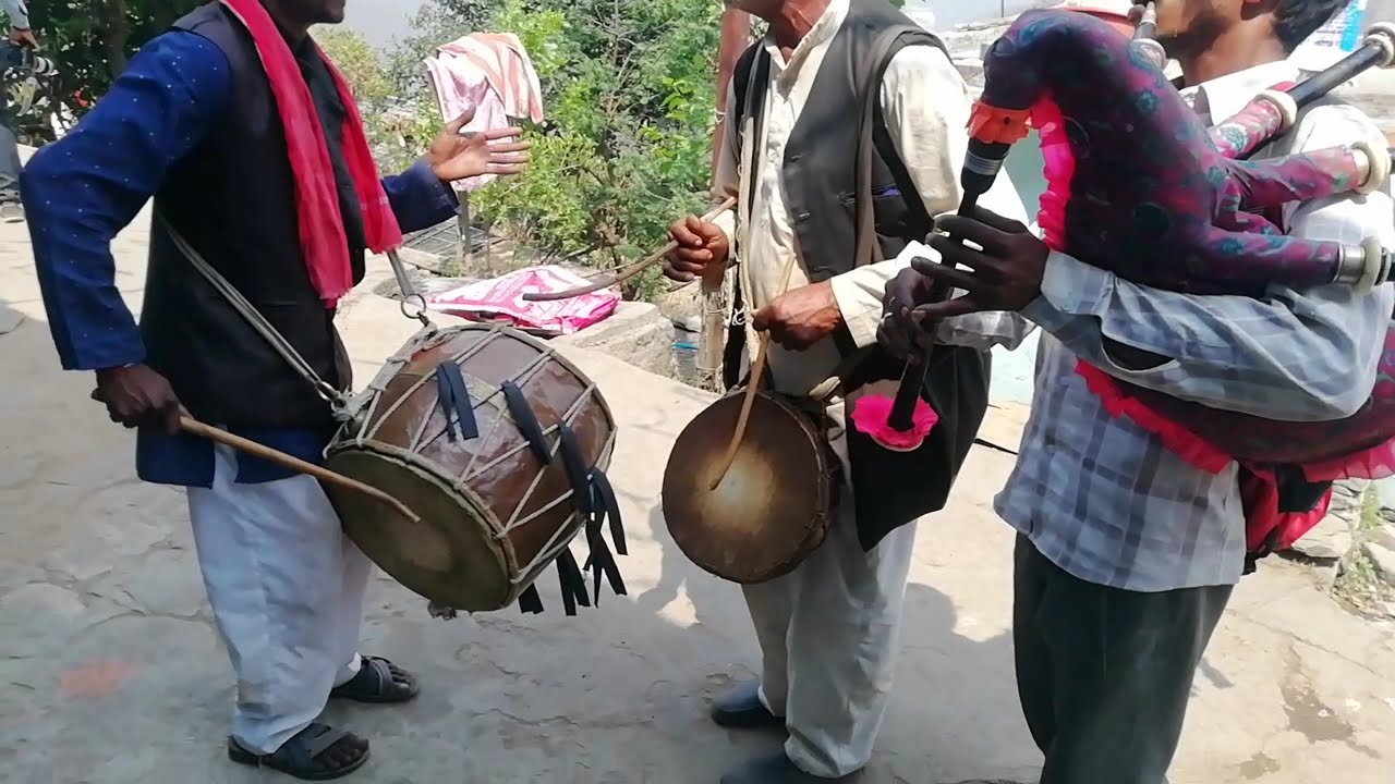 जबरदस्त ढोल दमौ || गढवाली मण्डाण || दो ओजी के बीच काँटे की टक्कर ||