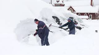 12-17-2020 Endicott, NY - USPS Workers Uncovering Their Fleet of Snowed-In Trucks - Drone
