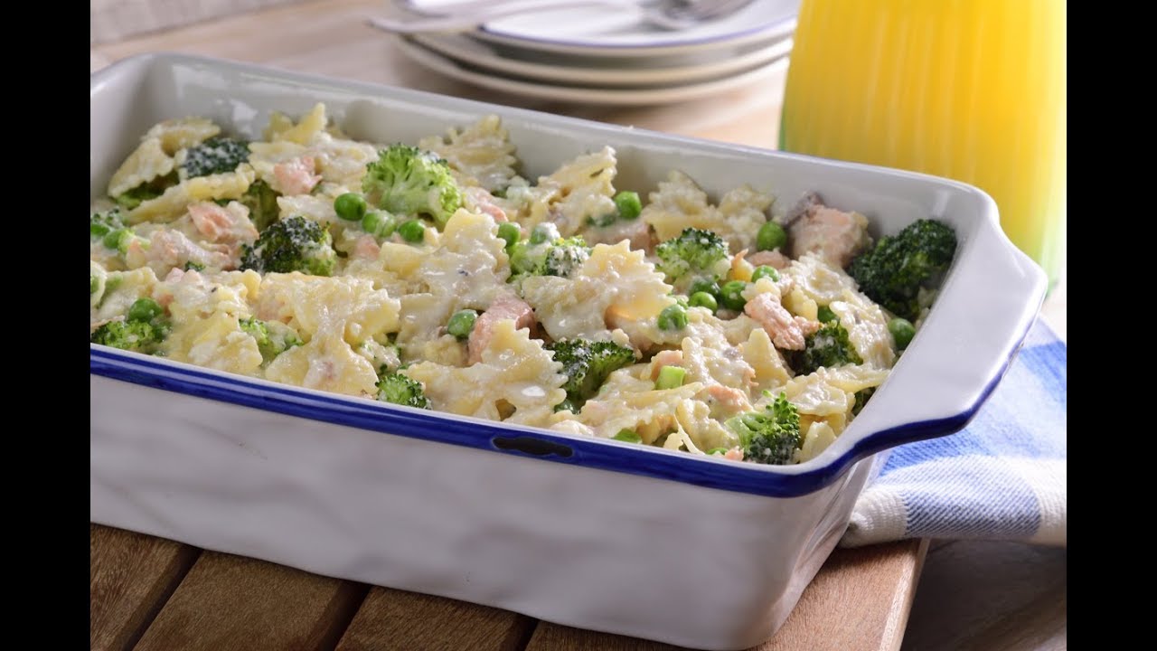 Pasta Alfredo con Brócoli, Chícharos y Salmón - YouTube