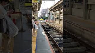 阪堺電車モ701形8編成(岡崎屋室店ラッピング)浜寺駅前行き到着シーン